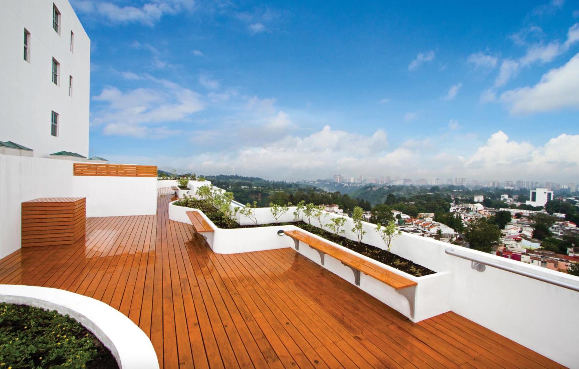 2 Rooms, 1 King Size Bed, 64" Smart Hdtv Guatemala City Exterior photo